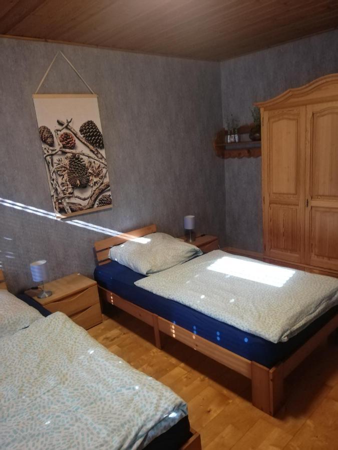 Ferienzimmer Saatmann Аморбах Екстериор снимка