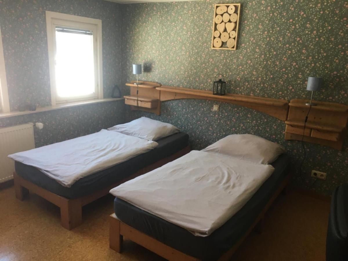 Ferienzimmer Saatmann Аморбах Екстериор снимка