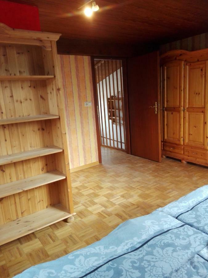 Ferienzimmer Saatmann Аморбах Екстериор снимка