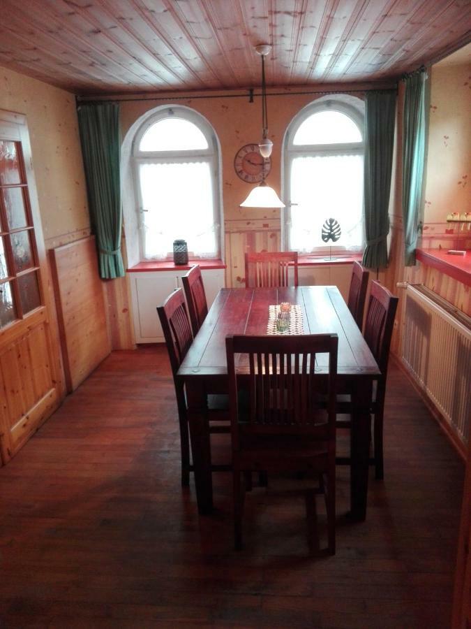 Ferienzimmer Saatmann Аморбах Екстериор снимка
