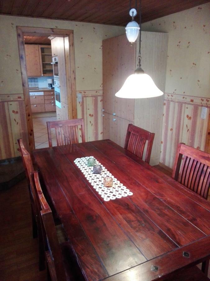 Ferienzimmer Saatmann Аморбах Екстериор снимка